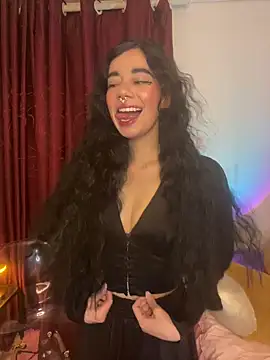 wetbyAlice online show from February 26, 12:09 am