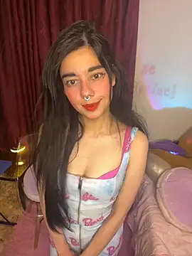 wetbyAlice online show from April 8, 11:37 pm