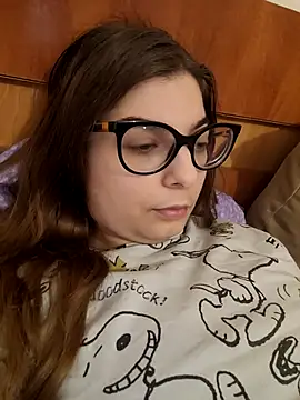 sweetbabygirlforyou online show from December 3, 8:45 am