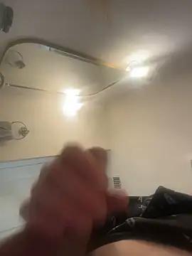 slimshadypt2 online show from December 15, 6:28 am