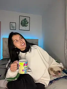 Snapshot of BIJOU_SECRET chatting on February 24, 3:15 am BIJOU SECRET online show from February 24, 3:15 am