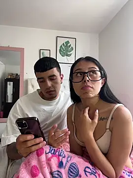 Snapshot of BIJOU_SECRET chatting on March 1, 8:11 pm BIJOU SECRET online show from March 1, 8:11 pm