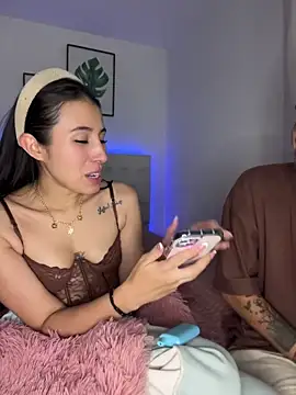Snapshot of BIJOU_SECRET chatting on July 1, 3:52 am BIJOU SECRET online show from July 1, 3:52 am