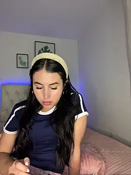 Snapshot of BIJOU_SECRET chatting on August 1, 5:50 am BIJOU SECRET online show from August 1, 5:50 am