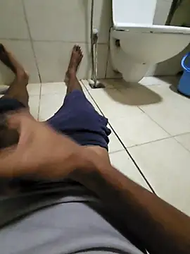 Snapshot of 16Hose chatting on April 12, 2:33 pm 16Hose online show from April 12, 2:33 pm