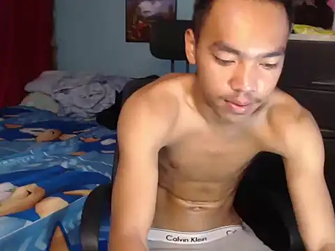 slimraz02 online show from February 26, 2:21 am