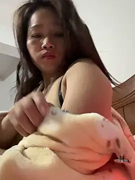 Snapshot of Zuzu-6 chatting on January 5, 5:27 pm Zuzu-6 online show from January 5, 5:27 pm