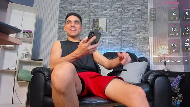 zack joness18 online show from March 21, 5:23 am