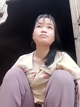 Noelle-e online show from March 12, 11:55 pm