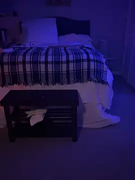 krisdeanbb online show from January 17, 5:01 am