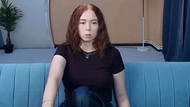 Snapshot of AddieOsler chatting on July 18, 7:17 pm AddieOsler online show from July 18, 7:17 pm