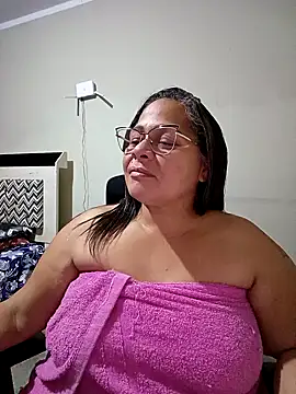 Angie milf50 online show from May 9, 5:23 am