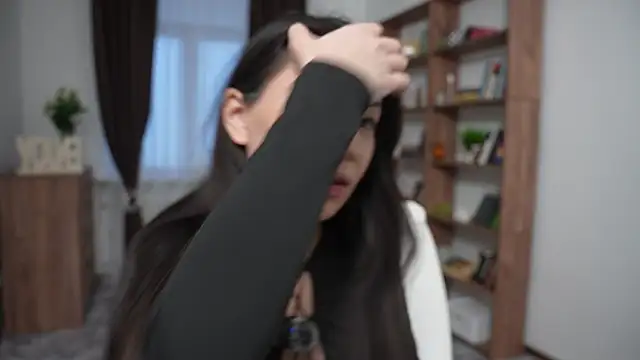 Snapshot of OnieClose chatting on December 21, 7:37 am OnieClose online show from December 21, 7:37 am