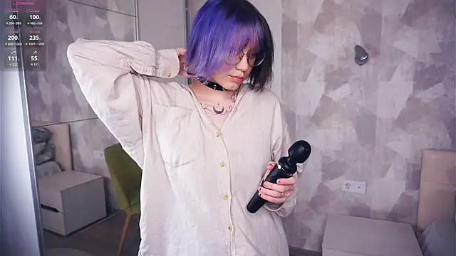 KellePourier online show from November 5, 7:25 pm