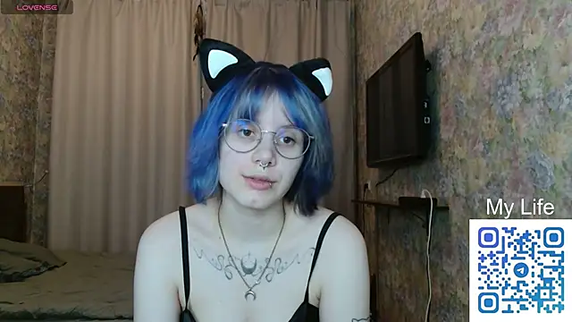 KellePourier online show from March 13, 6:14 pm