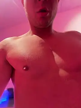 PolishBoy1995 online show from June 17, 5:36 pm