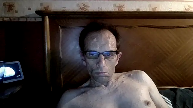 Snapshot of mecchauddu60 chatting on November 14, 9:46 pm mecchauddu60 online show from November 14, 9:46 pm