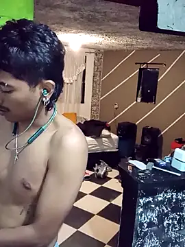 SkinniYamo online show from March 28, 3:50 am