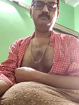Snapshot of hairyguylove chatting on October 27, 2:04 am hairyguylove online show from October 27, 2:04 am