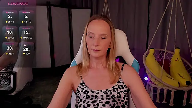 ScarlettPalmer online show from February 28, 10:16 am