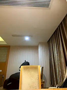 Qt889999 online show from November 8, 2:28 pm