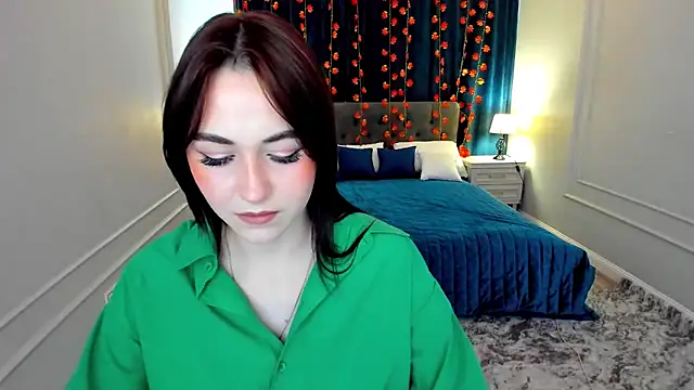 Snapshot of MakeYoueHappy chatting on November 17, 11:49 am MakeYoueHappy online show from November 17, 11:49 am