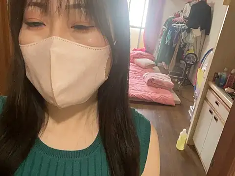 hitomi desu online show from November 16, 3:01 am