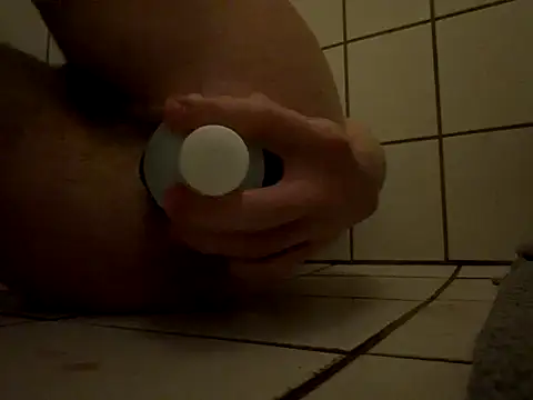 Snapshot of gapedboy19 chatting on October 26, 9:31 pm gapedboy19 online show from October 26, 9:31 pm