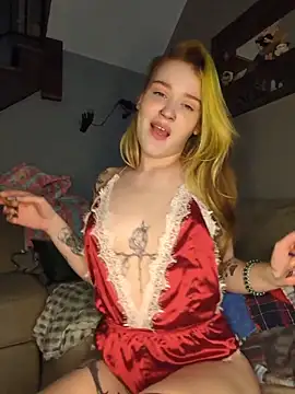 mattiethebaddieee online show from February 2, 2:21 am