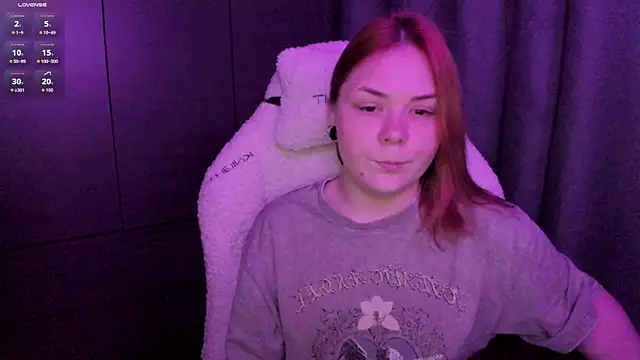 sophia lix online show from July 10, 8:22 pm