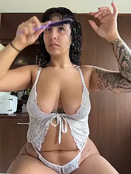 SugarTroubl33 online show from March 30, 1:34 pm