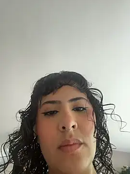 SugarTroubl33 online show from April 15, 2:13 pm