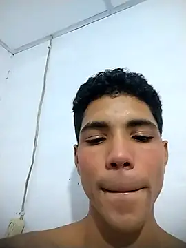 Alex Sweeting online show from November 24, 5:18 am