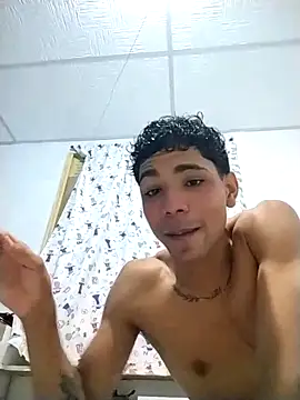 Alex Sweeting online show from December 15, 2:27 am