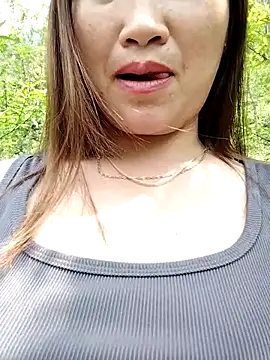 emini-xx online show from March 24, 4:17 am