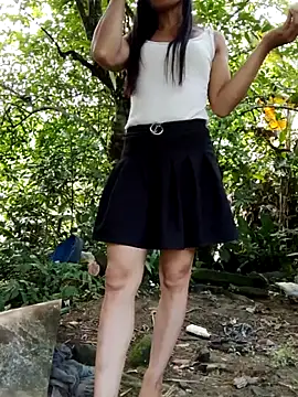 Snapshot of doggy-00 chatting on June 28, 1:44 am doggy-00 online show from June 28, 1:44 am