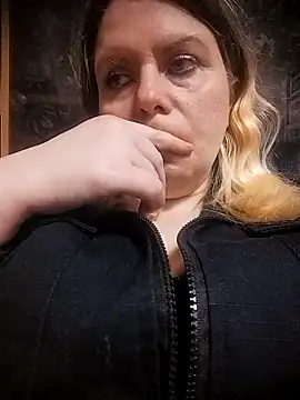 Lana-murr online show from March 18, 6:55 pm