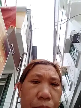 bella-la online show from February 6, 3:55 am