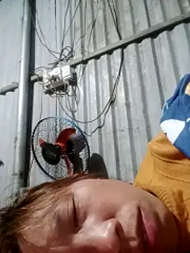 bella-la online show from February 19, 2:35 pm