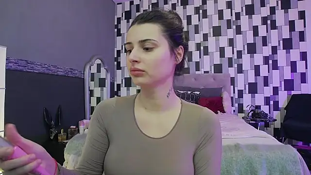 venusinylons online show from November 9, 10:24 am