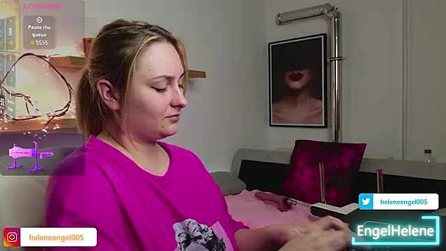 EngelHelene online show from March 21, 4:43 pm