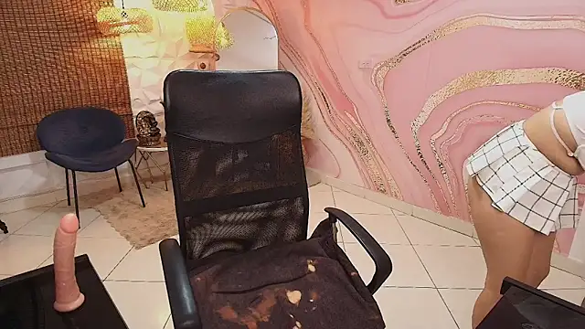 Samantharoseee  online show from November 7, 12:27 pm