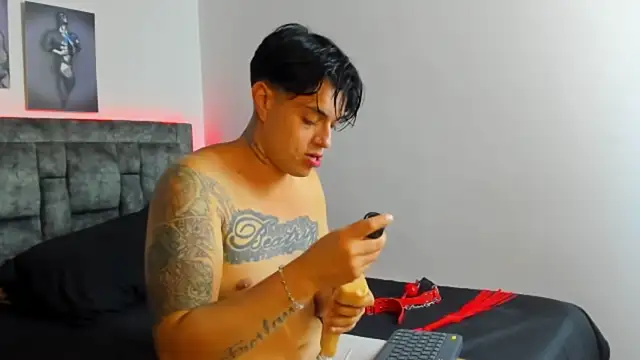 dante hottx online show from December 15, 3:22 am