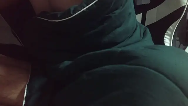 Stripholyday online show from November 12, 1:55 pm