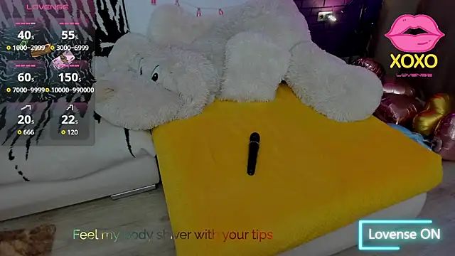 GlowMimi online show from May 29, 4:27 pm