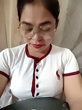 Bamboo-niee123 online show from April 3, 9:18 am