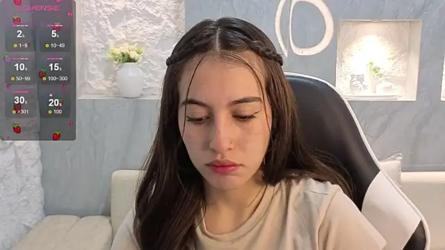 Nikka Tx online show from November 23, 1:00 pm