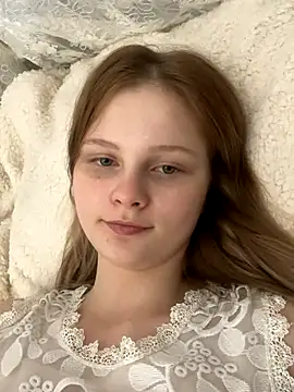 Snapshot of everyyday chatting on November 2, 2:19 pm everyyday online show from November 2, 2:19 pm