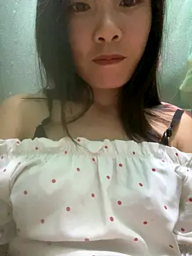 Snapshot of Elysia-007 chatting on October 29, 1:13 pm Elysia-007 online show from October 29, 1:13 pm