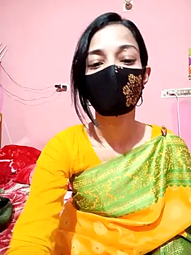 Green LaDY66 online show from April 5, 2:03 pm